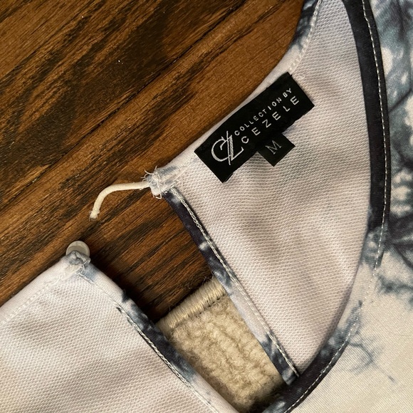 Tie Dye Romper 💙 - Picture 3 of 4